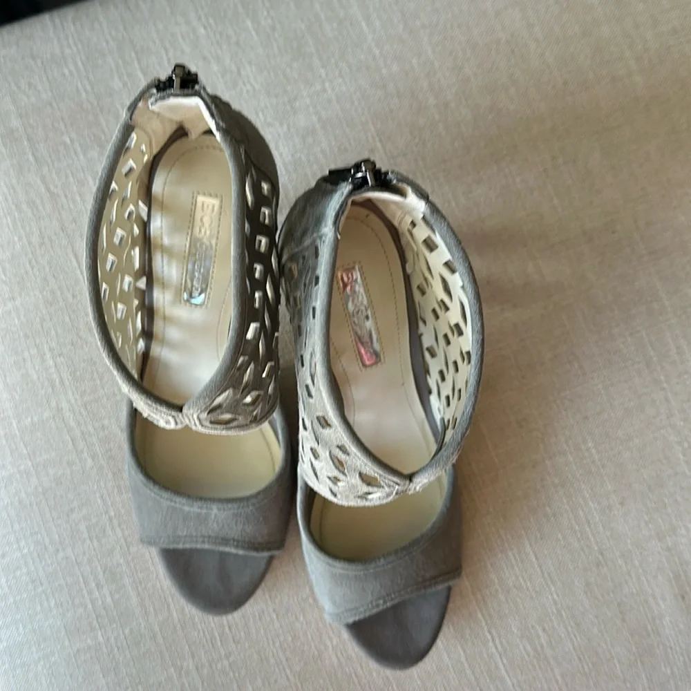 BCBGeneration Stilettos - Picture 4 of 5